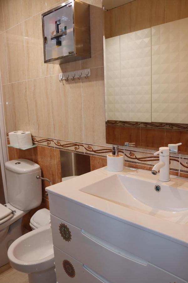 Apartamentos Carihuela Playa, Acogedor, Wifi Y Fibra Optica Torremolinos Exteriör bild